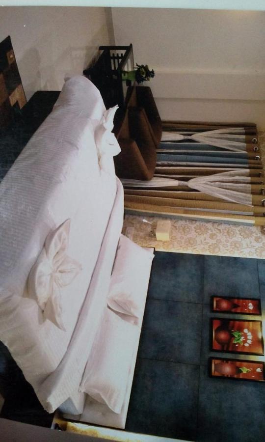 Hotel Bellevue , グワーリヤル エクステリア 写真